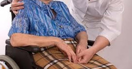Tamponi rapidi gratuiti per ultra 65enni e con patologie croniche.